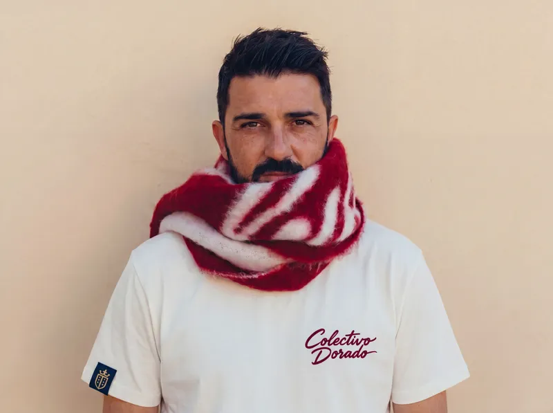 david villa tshirt with hem tag